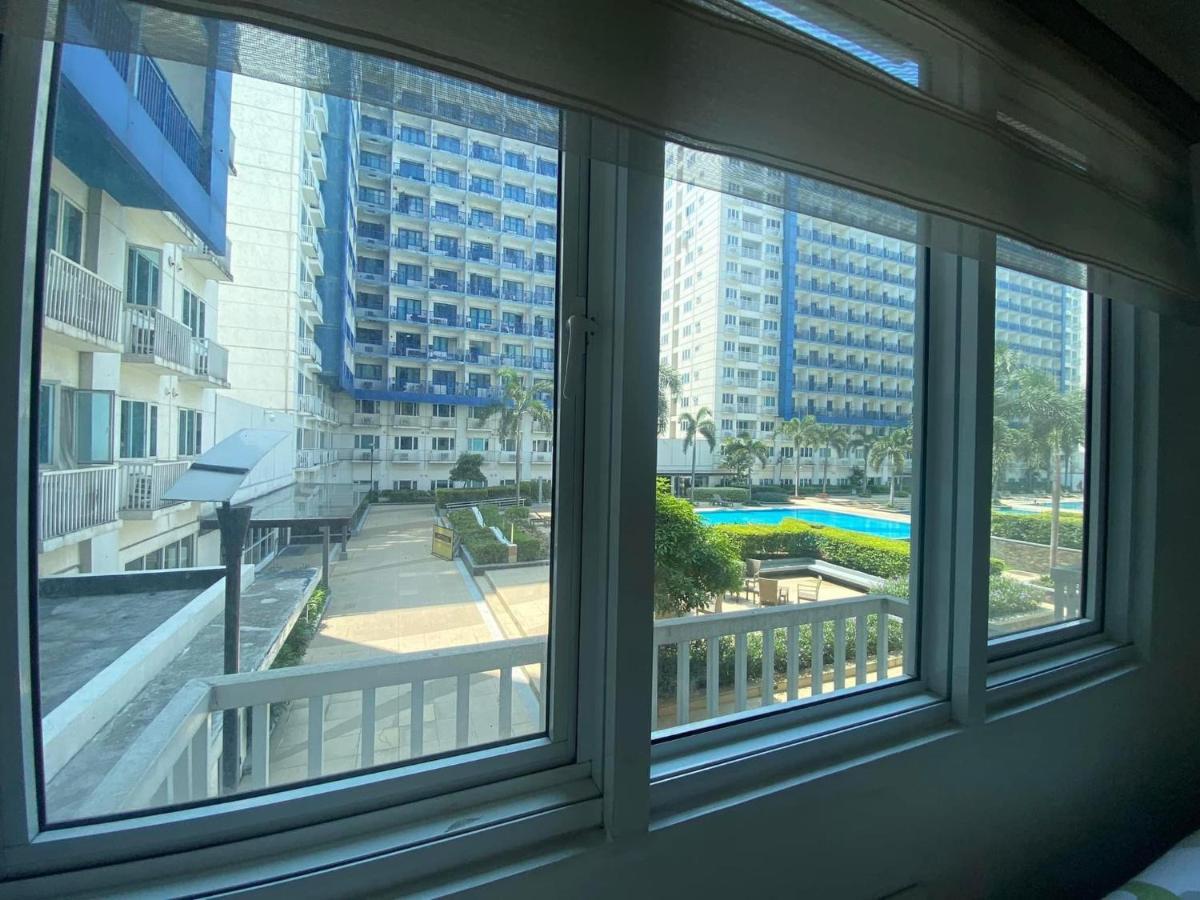 Madison'S Place At Sea Moa Manila Exterior foto