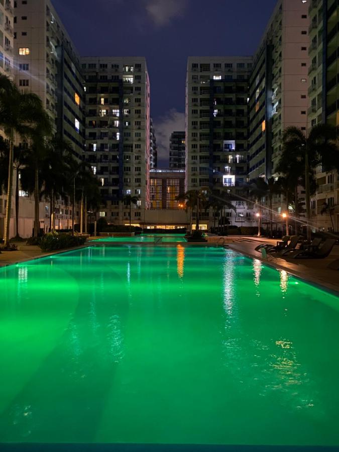 Madison'S Place At Sea Moa Manila Exterior foto