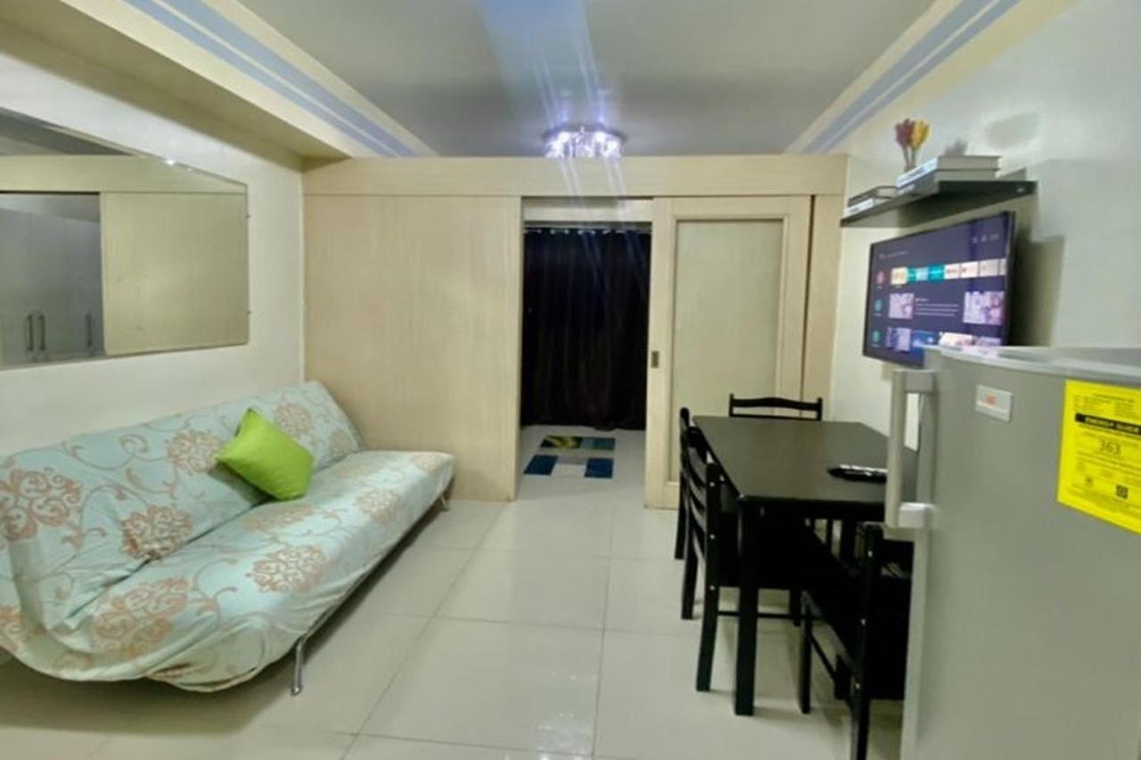 Madison'S Place At Sea Moa Manila Exterior foto